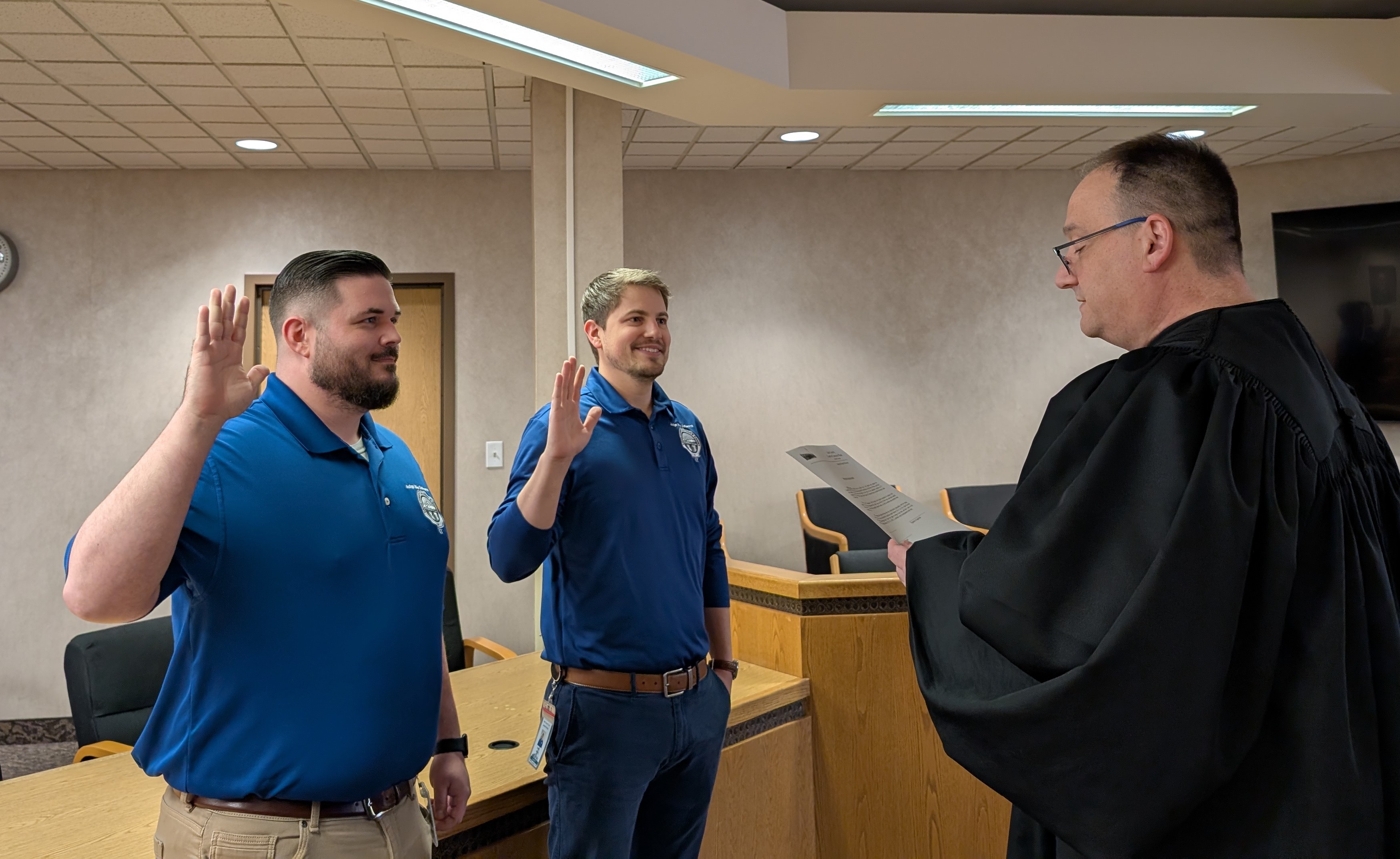 Judge DeLeone administers Oaths for the Juvenile Court IT staff.