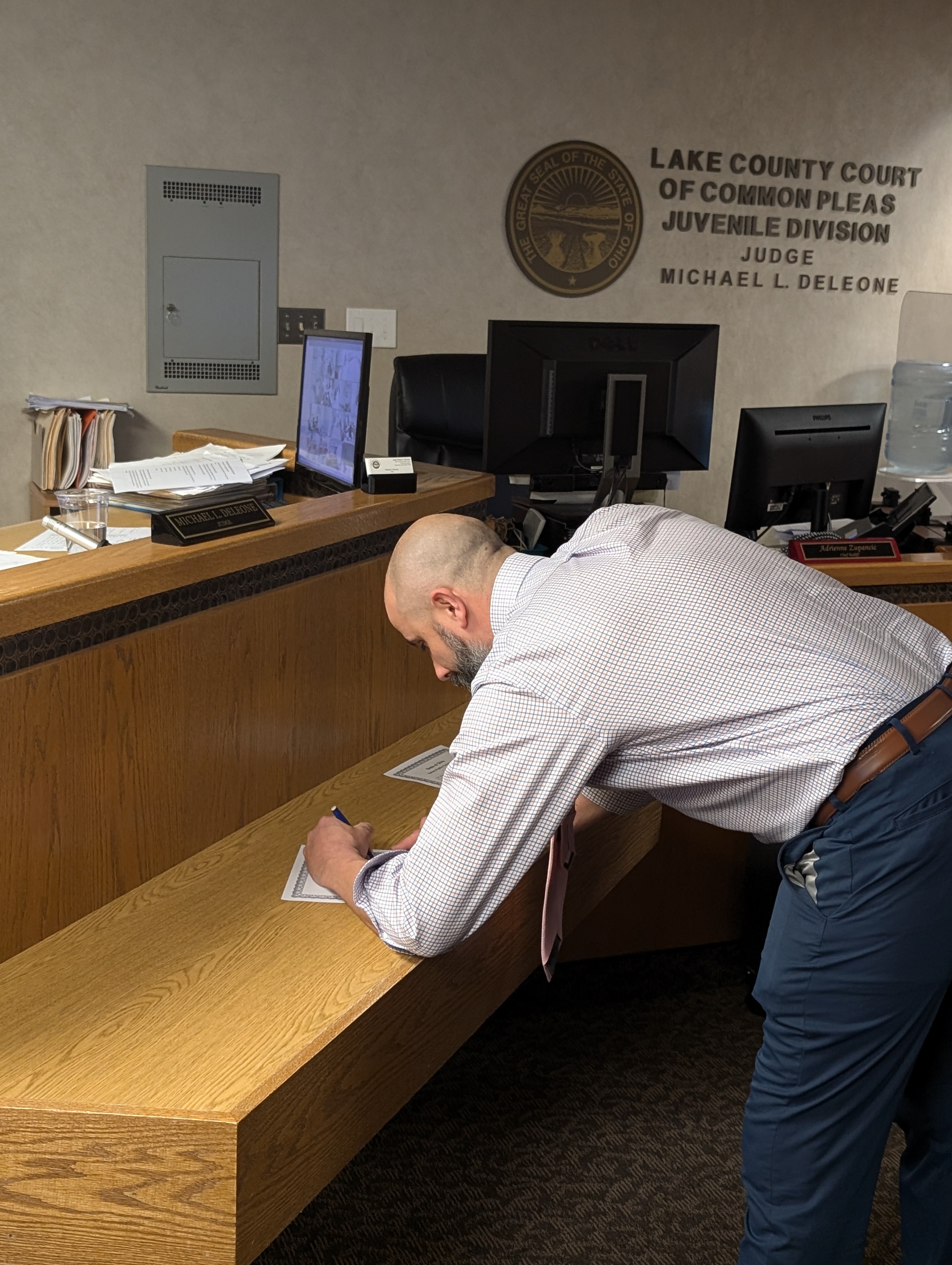 Notary Public Oath for John Zinnicker.